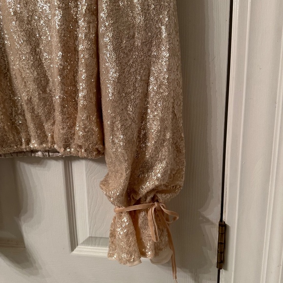 Antonio Melani Sequin Top Size Medium - Picture 2 of 6